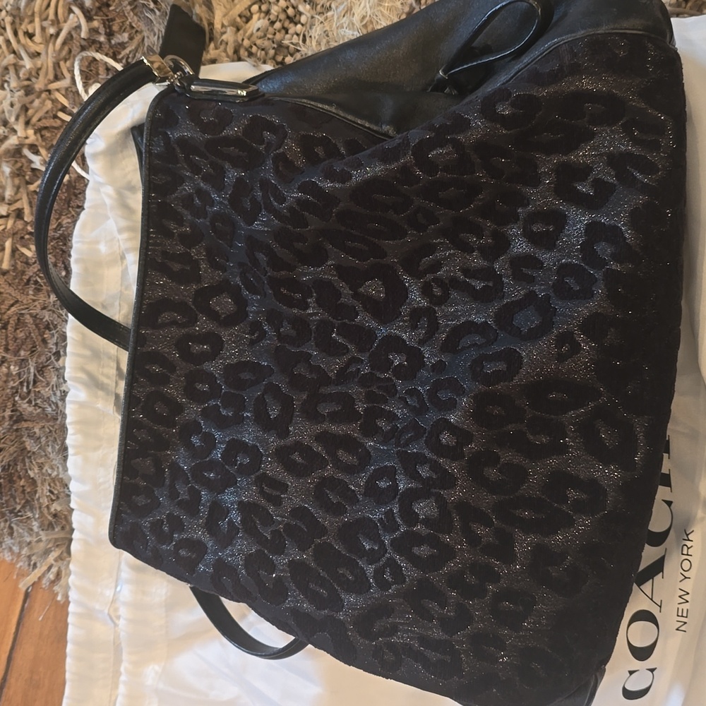 Black cheetah print purse